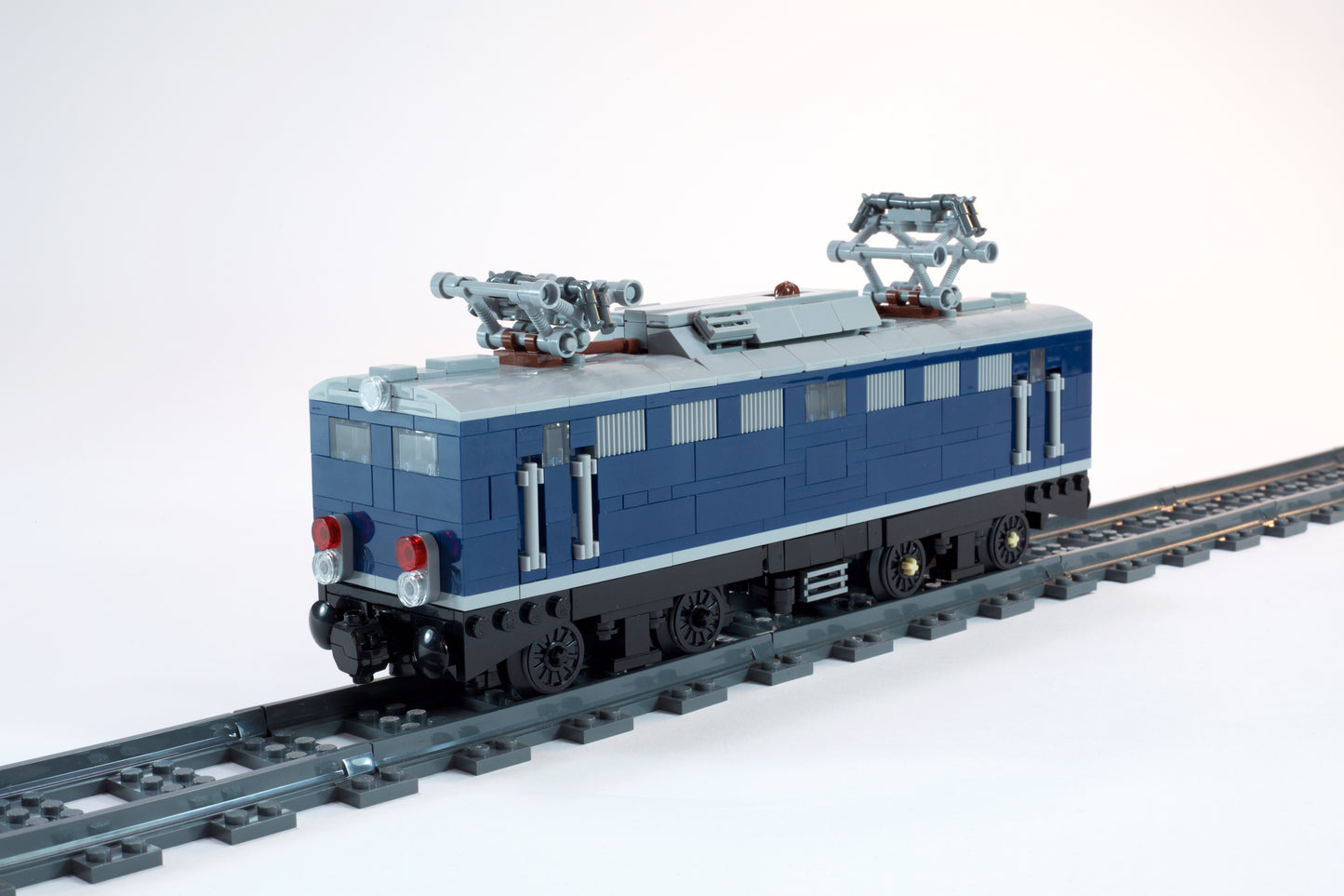 Electric locomotive E 10 of the DB – kit made from LEGO® bricks